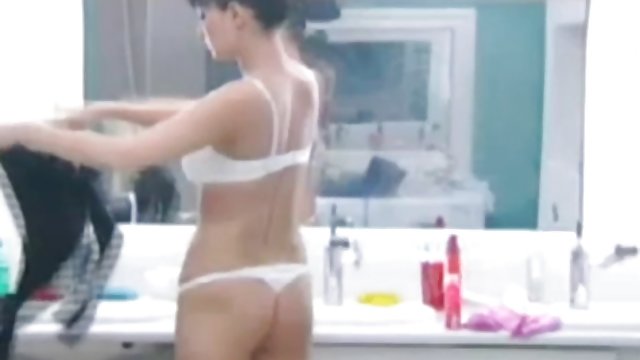 什麼是更多的蕩婦，母親或女兒？