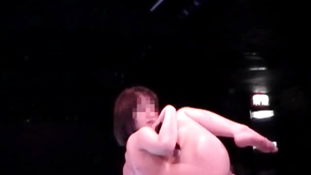 薩曼莎羅斯在撒旦的性愛儀式中性交